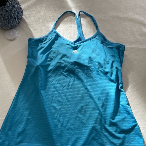 Bundle of two athletic tank tops both in size large. - Picture 10 of 15